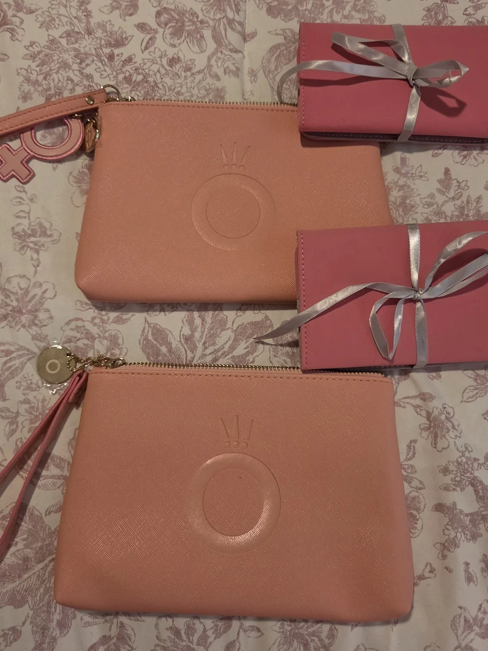 Pandora Bundle Of Bag And Jewelry Organizers